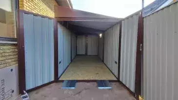 Уличный шкаф + хозблок для мототехники, садовой техники и инвентаря в шоколадном цвете в дер. Кривошеино, Новомосковский адм.окр, МО