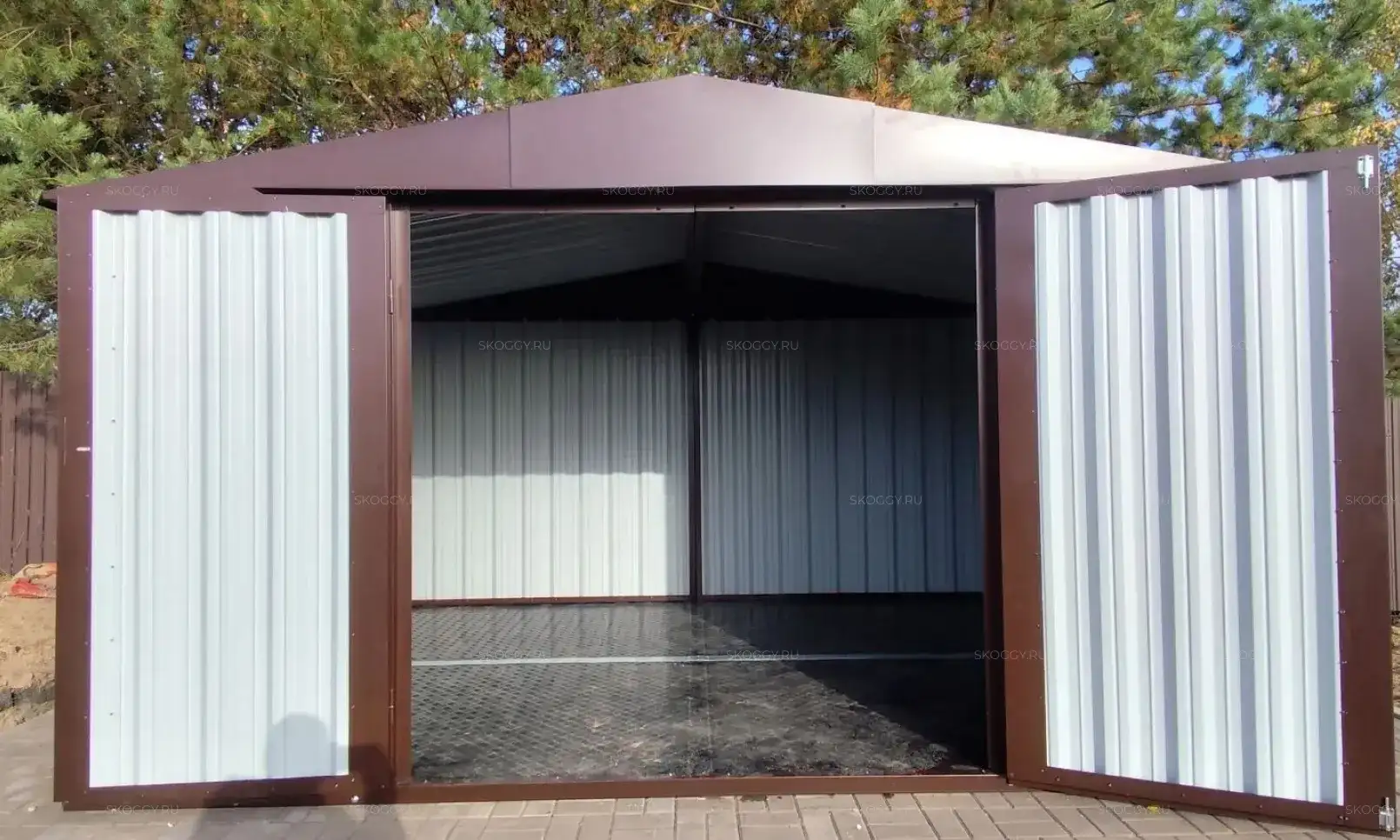 Четырехметровый хозблок SKOGGY в шоколадном цвете